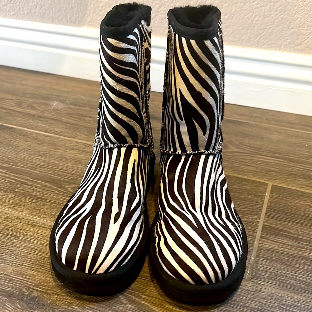 Worn once, almost new! Beautiful Ugg zebra print fur boots, shearling lined.